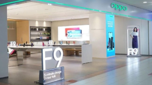 Mendatangi Toko Resmi Oppo/Counter HP