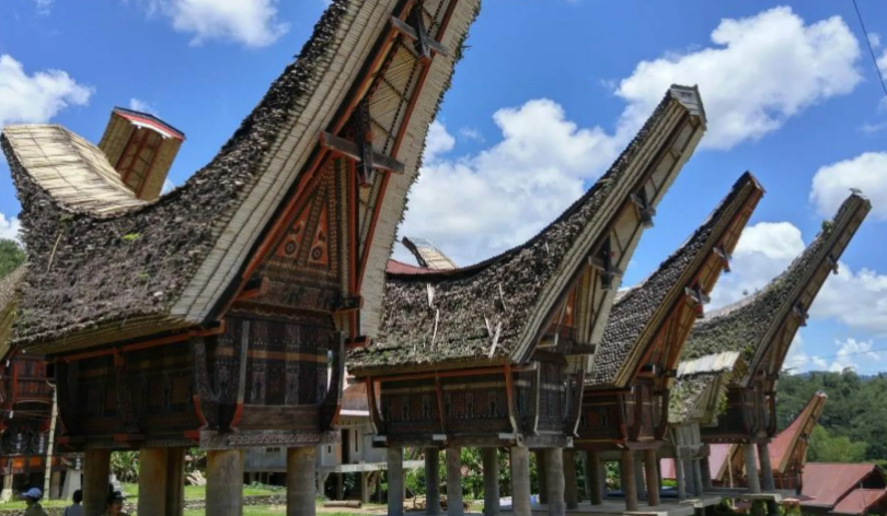 Tradisi Adat Istiadat Suku Toraja